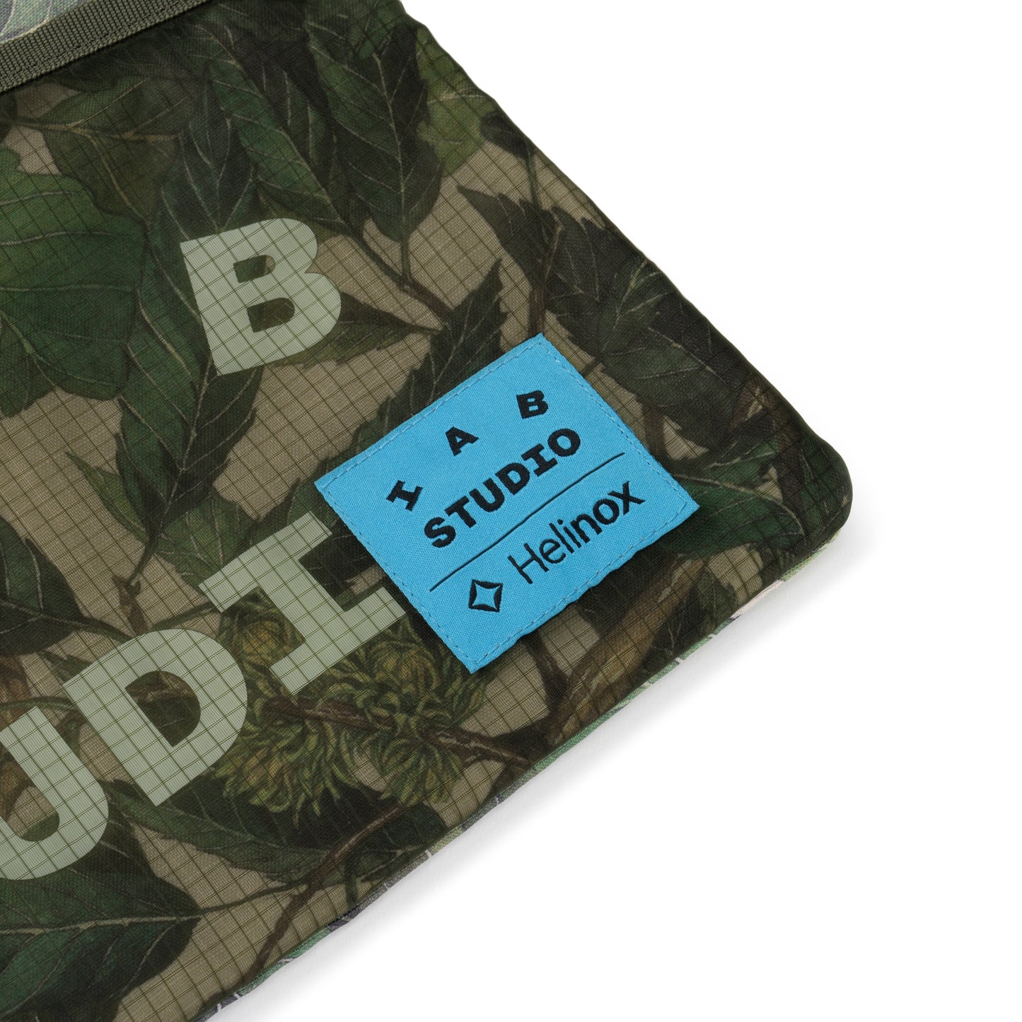 IAB STUDIO x Helinox Sacoche #1 - BUKHANSAN