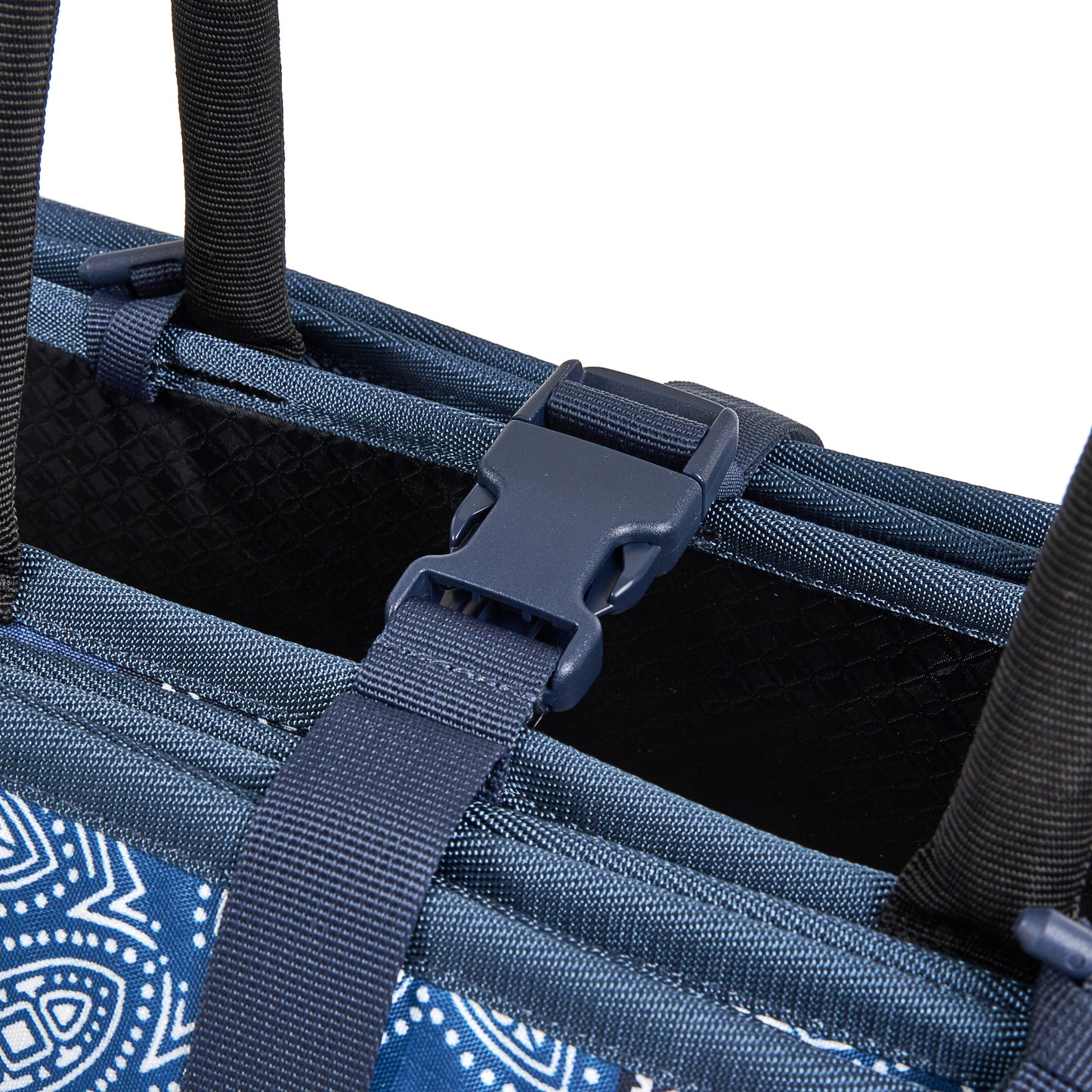 Folding Tote(origami tote) - Blue Bandanna Quilt