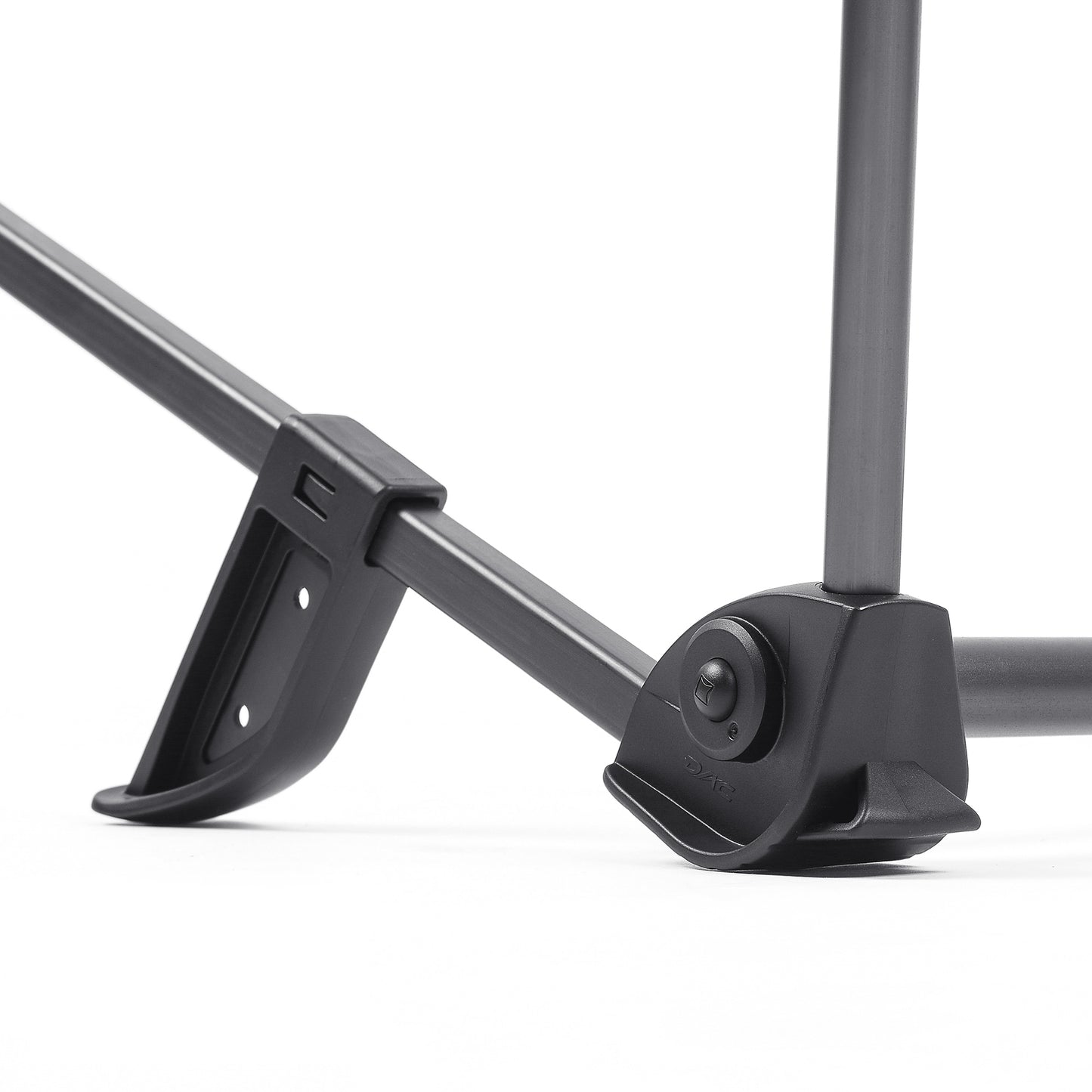 Tac. Incline Chair - Black