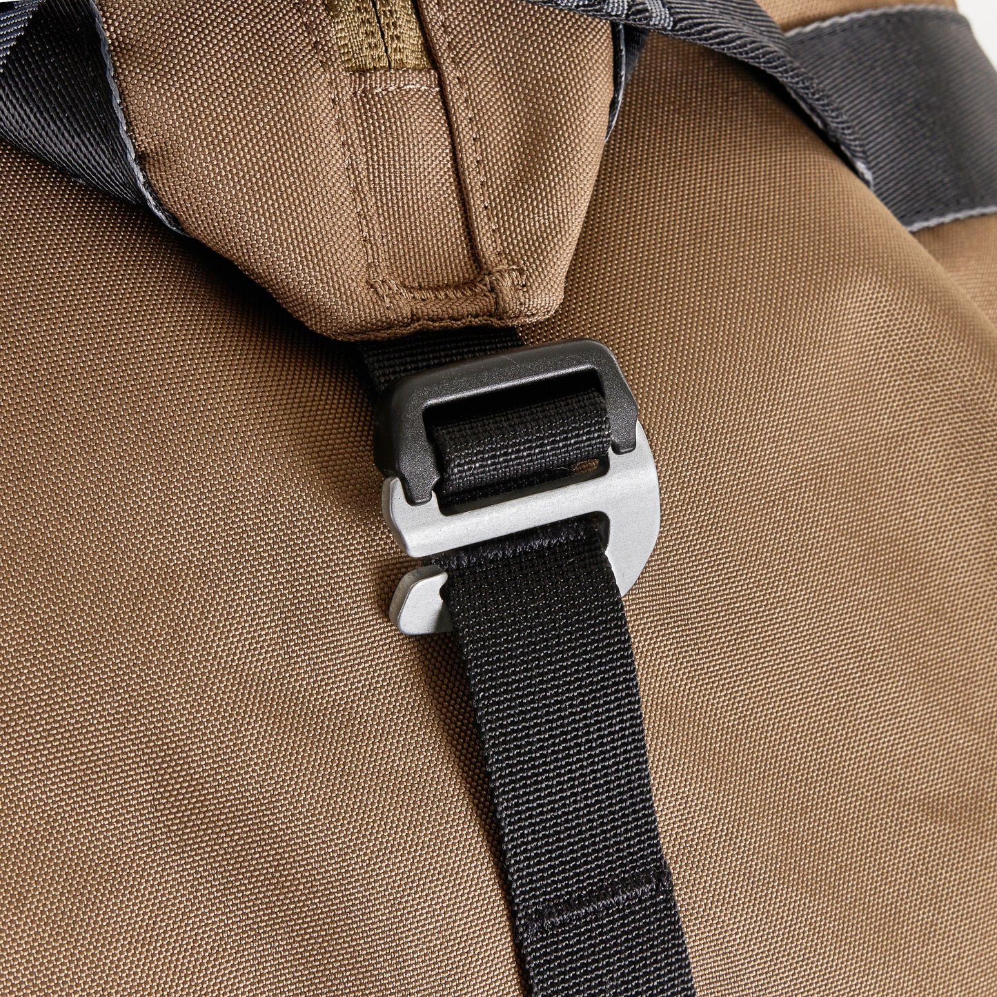 Classic Duffle S - Coyote Tan