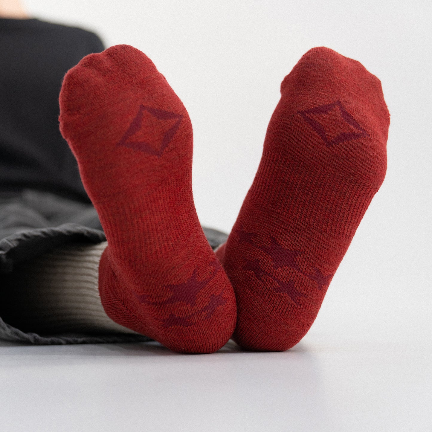 Winiche & Co. × Helinox Wool Slouch Socks - Red / Beige
