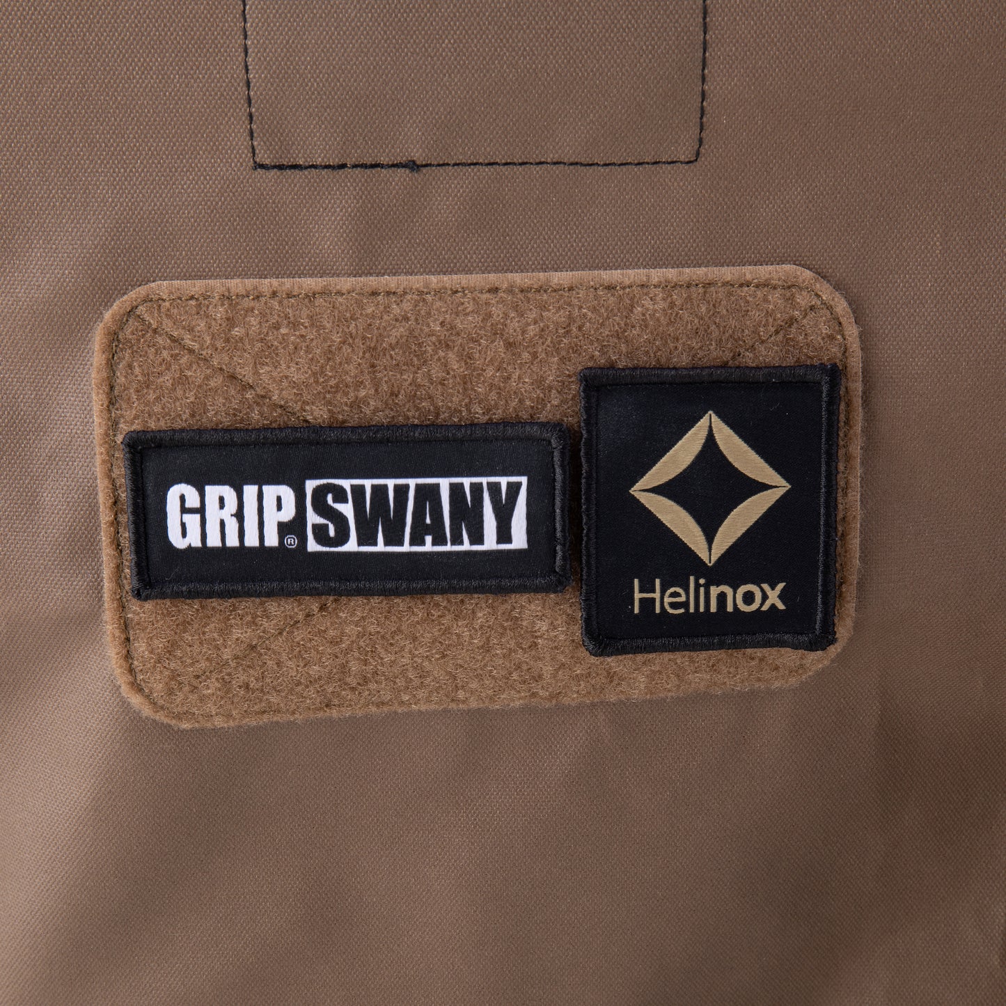 GRIP SWANY x Helinox Tac. Chair SET - Coyote Tan