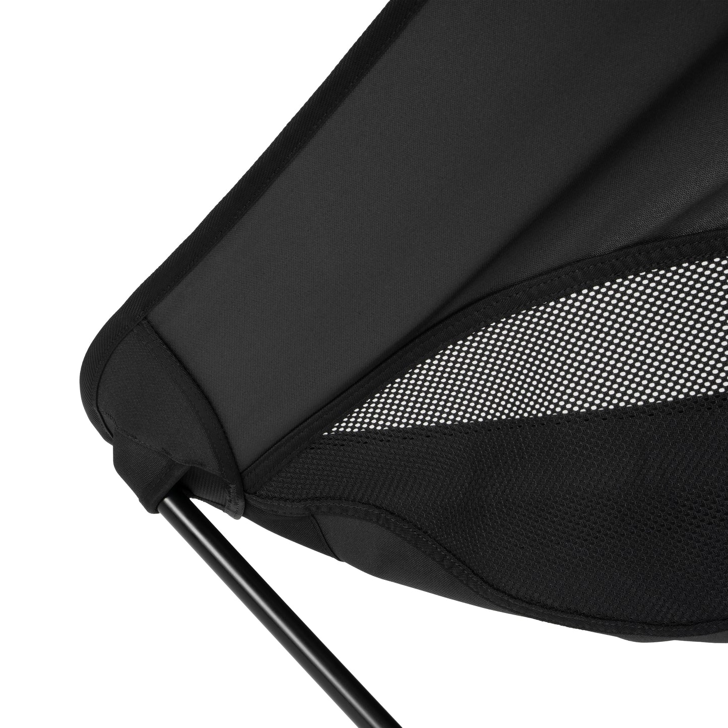 Chair One XL - Blackout Edition