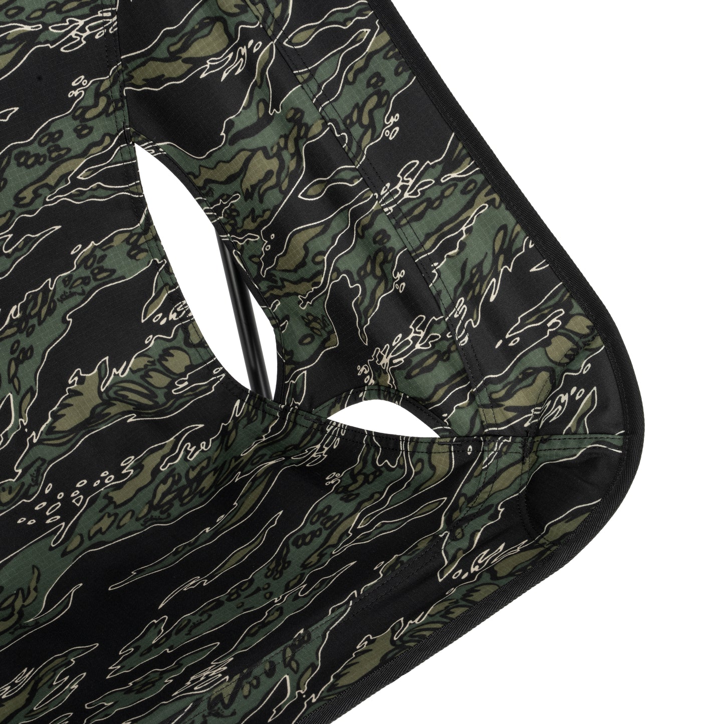 Chair One (re) - Xray Tiger Camo