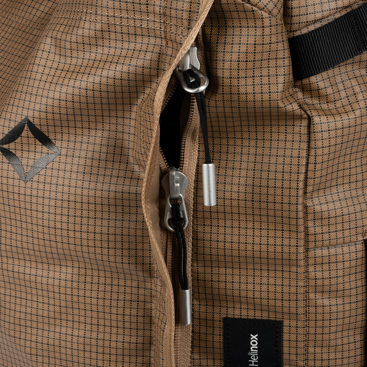Campcore Transporter™ Duffel 65L - Latte Brown